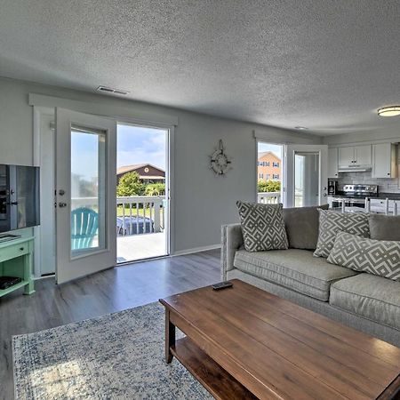 Oak Island Beach Abode With Deck Walk To Shore! Buitenkant foto